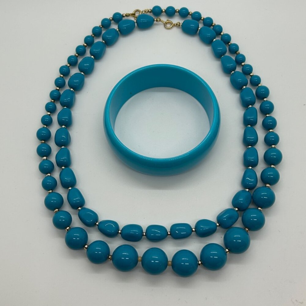 Vintage Turquoise Acrylic Set 2 Necklaces Bangle Bracelet Chunky Bead Statement - Picture 6 of 13
